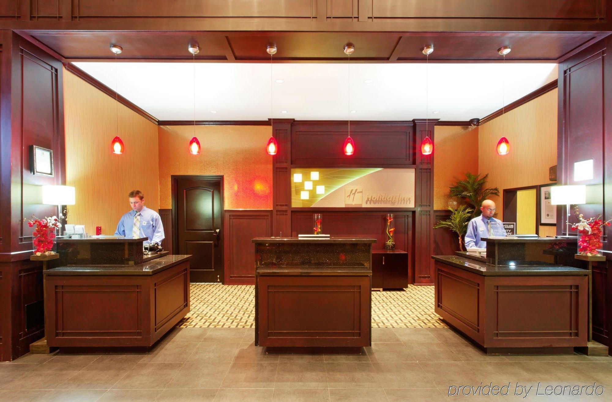 Holiday Inn Arlington Northeast By Ihg Interieur foto