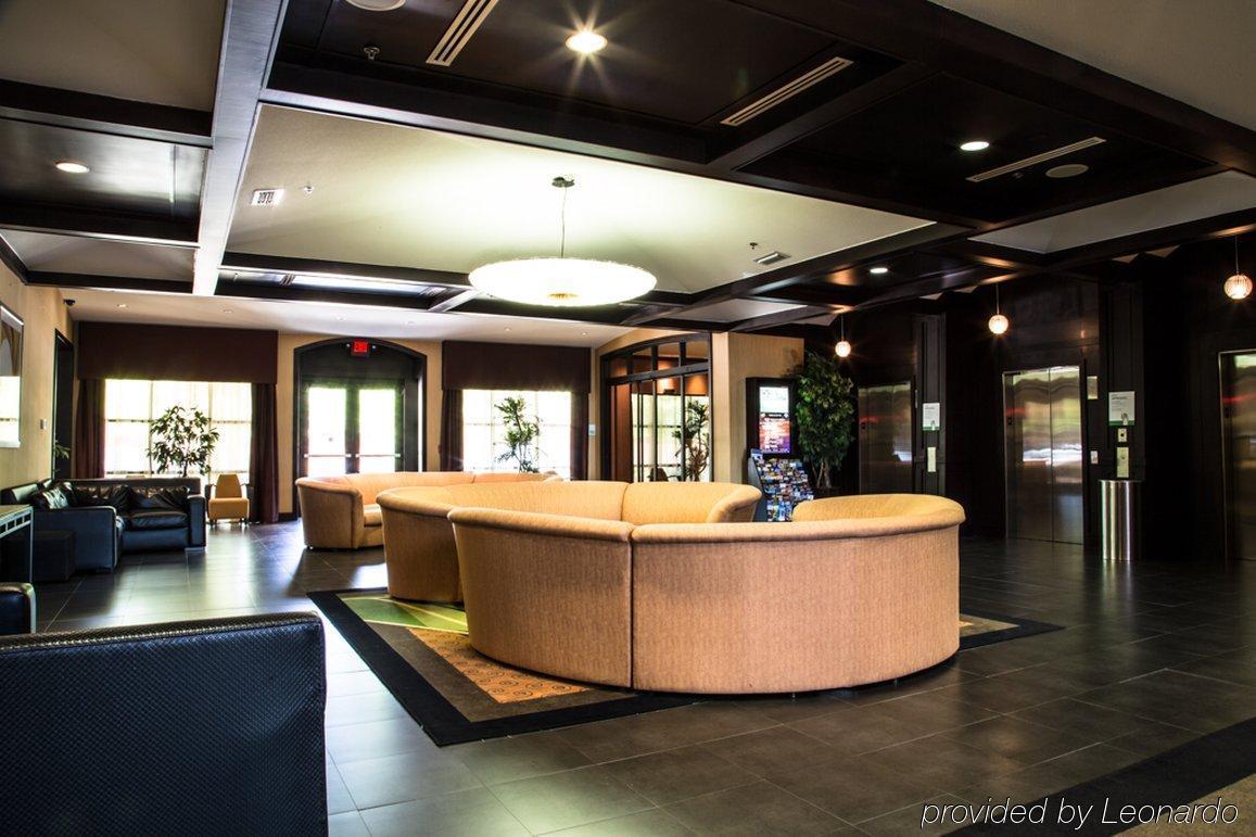 Holiday Inn Arlington Northeast By Ihg Buitenkant foto