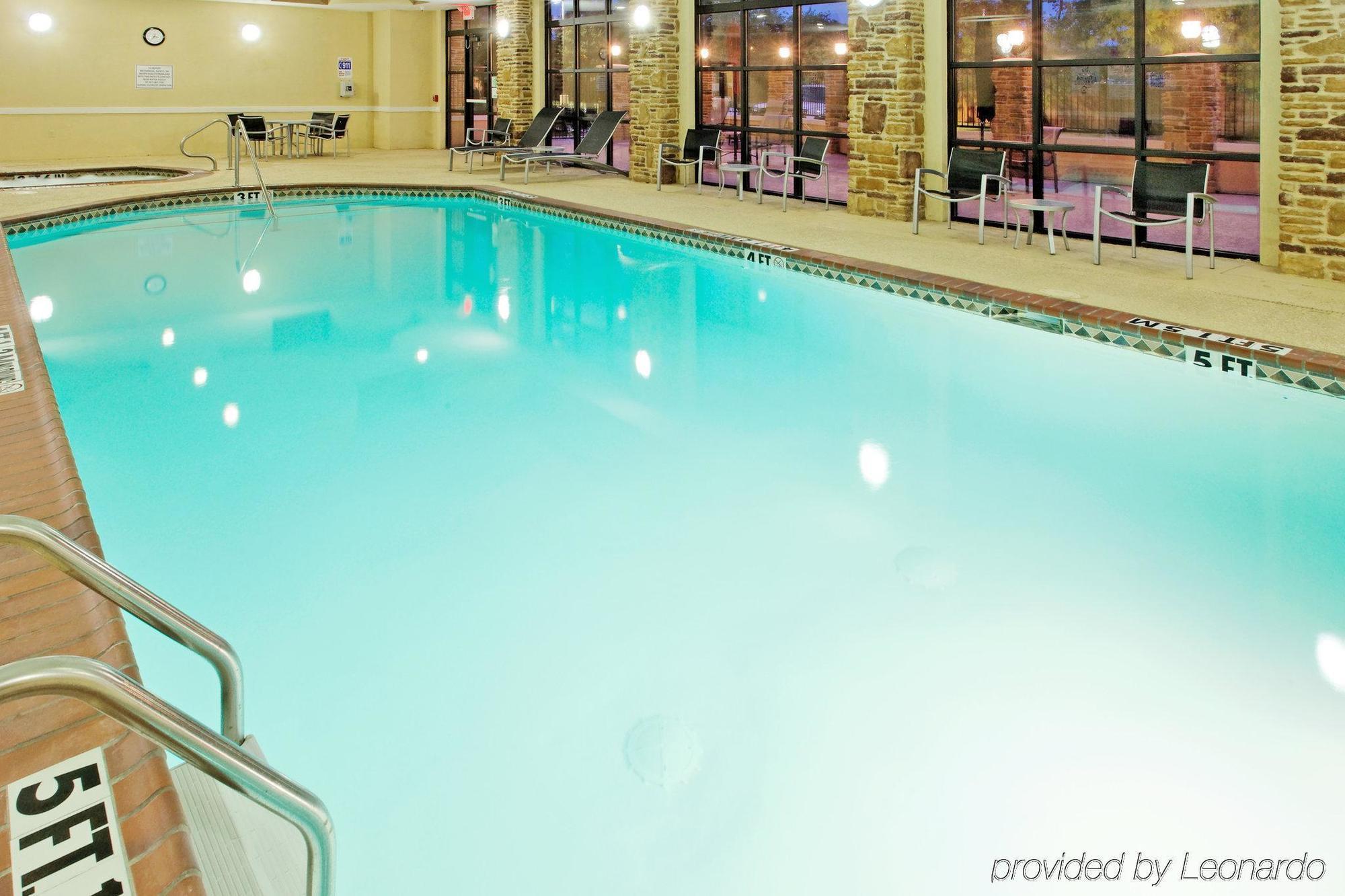 Holiday Inn Arlington Northeast By Ihg Faciliteiten foto