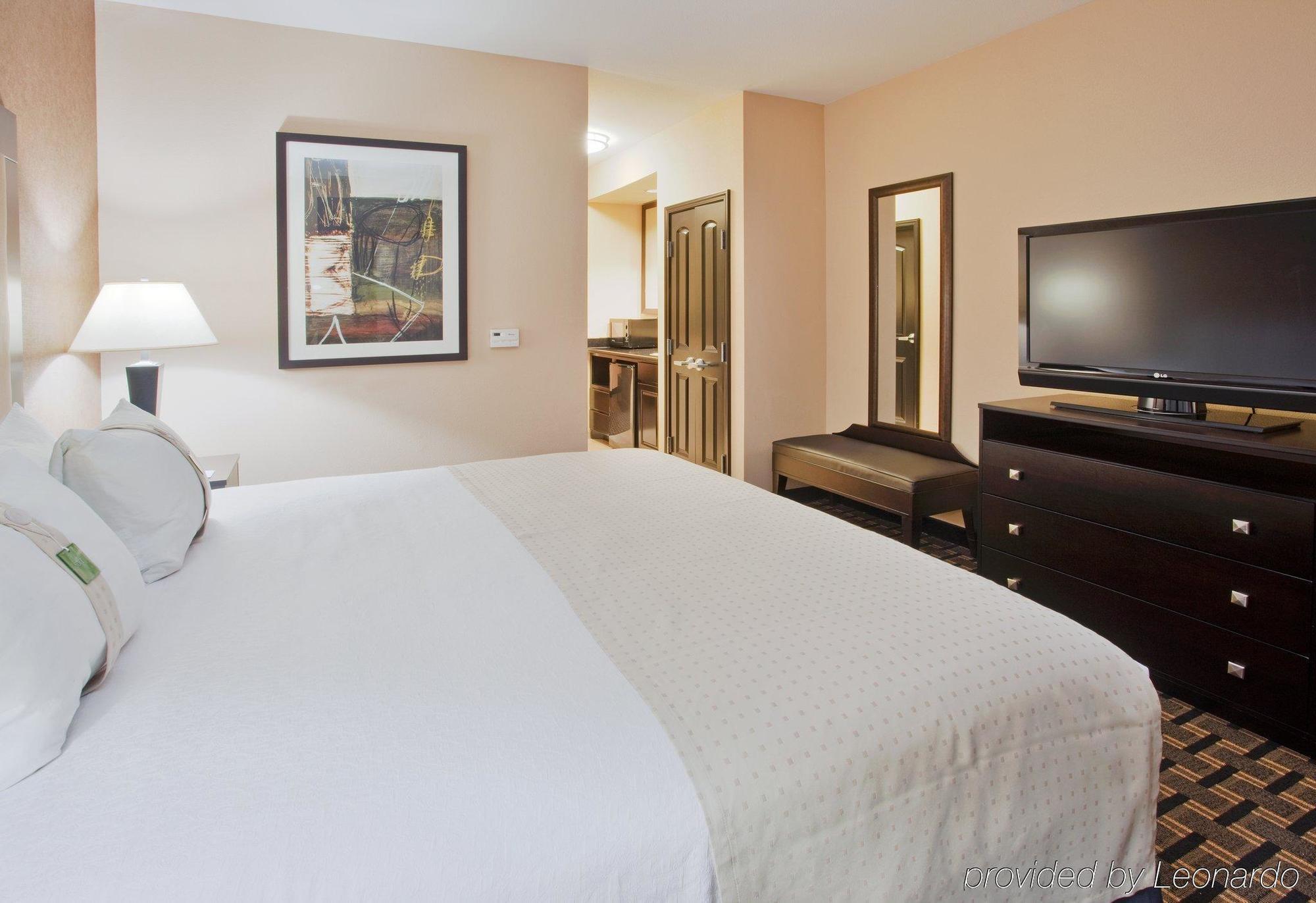 Holiday Inn Arlington Northeast By Ihg Buitenkant foto